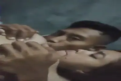 Remas Gelang Kuning Cewek Indo Basah Viral Remas Gelang Kuning Cewek Indo Basah Viral